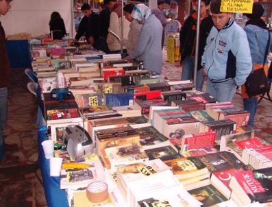 ONUR BILGE - 16. İzmir Kitap Fuarı açıldı