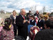 Lapseki’De Öğrenciler Belediye Başkanı İle Birlikte Sahil Temizliği Yaptı