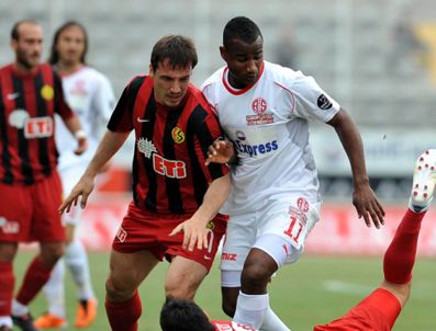 NECATİ ATEŞ - Dört gol var kazanan yok