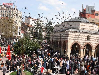 Kastamonu’Da 5 Bin Kişiye Pilav Dağıtıldı