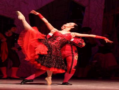 MERCAN DEDE - Antdob Sahnesinde Dans Şöleni