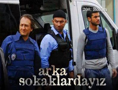 ARKA SOKAKLAR DİZİSİ - Arka Sokaklar 200. Bölüm fragmanı ve özeti
