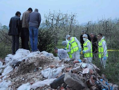 KOVANLıK - Heykel Zannettiler, Yanmış Ceset Çıktı
