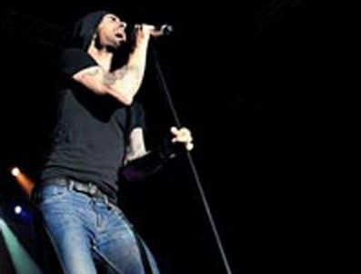 MAROON 5 - İstanbul aklını başından almış