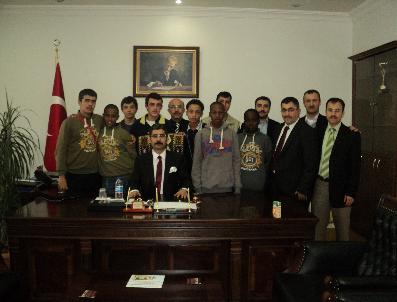 AYHAN YAZGAN - Sudanlı Öğrencilerden Alaca Ziyareti