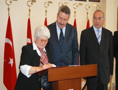 ULUCAK - İzmir Valisi Kıraç: 145 Hayırsever, Eğitime 193 Milyon 685 Bin Lira Bağışladı