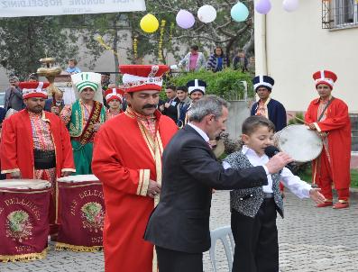 MEHMET ERIŞ - Zile Müftülüğü‘nden 3 Bin 500 Kişiye Kutlu Doğum Pilavı