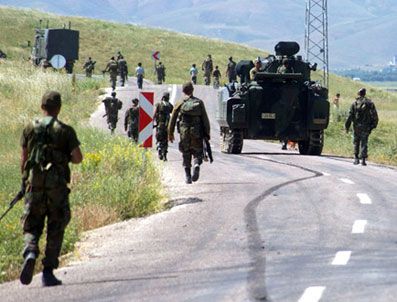 İSLAMKÖY - Diyarbakır'da 1 korucu şehit oldu