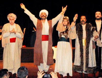 CEM ÖZER - 'Pir Sultan Abdal'ın Londra çıkarması