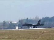 Çin Hayalet Uçağı İlk Kez Havalandı