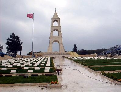 HACıABDULLAH - 19 Yıldır Şehitliğe Konulmayan Subayın Adı Artık Şehitlikte