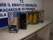 Bilgisayar Kasasından Esrar Çıktı