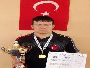 Şampiyon Güreşçi Ordu‘nun Yüzakı Oldu