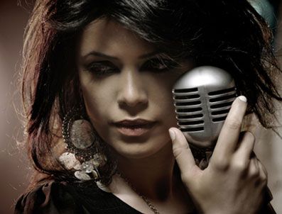 ORHAN GENCEBAY - Ünlü müzisyen Yasmin Levy'den Filistin'e barış mesajı