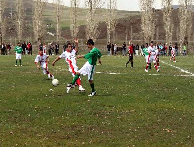 ALPER BALCı - Taşlıçay Belediyesi Geleneksel Futbol Turnuvası Başladı