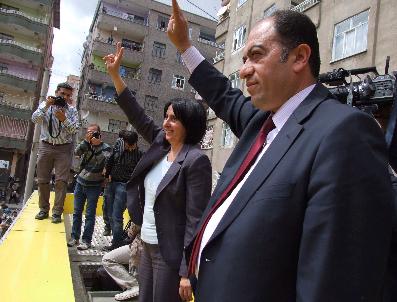 NURSEL AYDOĞAN - Bdp‘nin Desteklediği Adaylar Meydanlara İndi