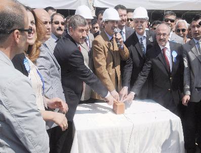 TARıM VE KÖYIŞLERI BAKANı - Eğitim Merkezinin Temelini Bakan Eker Attı