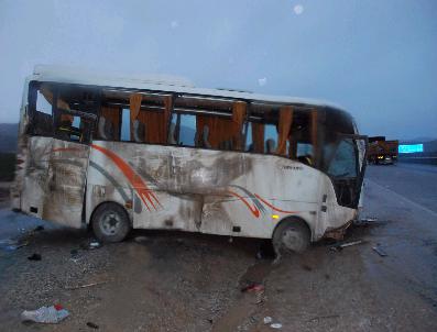 Konya‘da Trafik Kazası: 1 Ölü, 14 Yaralı