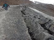 Palandöken Yolunda İstinat Duvarı Göçtü