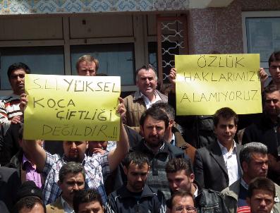 SEYITÖMER - Ücretsiz İzne Çıkartılan Taşeron İşçiler Eylem Yaptı