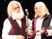 Suavi geceye damgasını vurdu