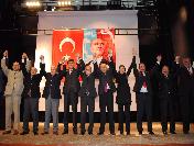 Ak Partili Vekiller Develi ‘De Karanfilerle Karşılandı