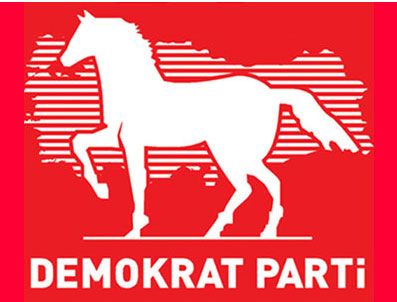 KEMAL ZEYBEK - DP Trabzon İl Yönetimi toplu istifa kararı aldı