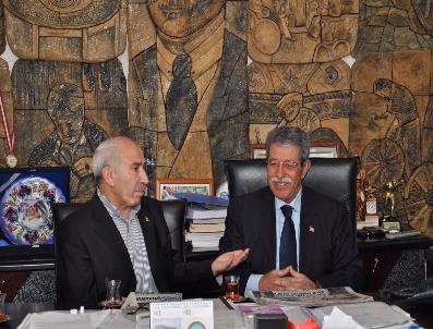 MUSTAFA CAN - Küçükaydın İle Dağlı’Dan Barışık’A Ziyaret