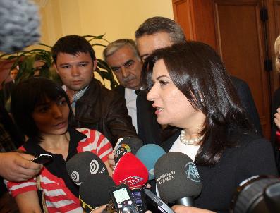 NIMET ÇUBUKÇU - Milli Eğitim Bakanı Nimet Çubukçu