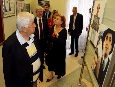 GANİ MÜJDE - Antalya Televizyon Ödülleri