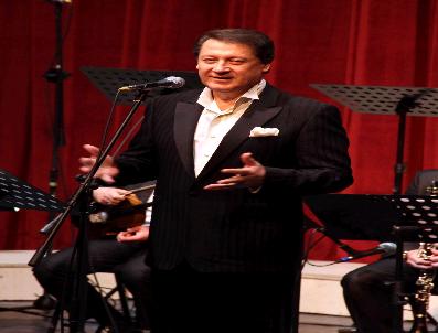 AHMET ÖZHAN - Lösemili Çocuklar Yararına Konser