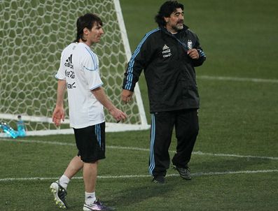 Maradona: Messi benim gibi Avrupa'yı fethetti