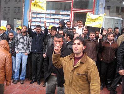 Oltu‘da Çalışan Kömür İşçileri Erzurum‘da Eylem Yaptı