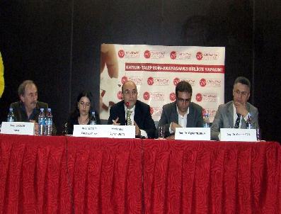 BEJAN MATUR - Yeni Anayasa Platformu Adıyamanlılarla Buluştu