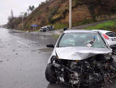 Trabzon‘da Trafik Kazası: 2 Yaralı