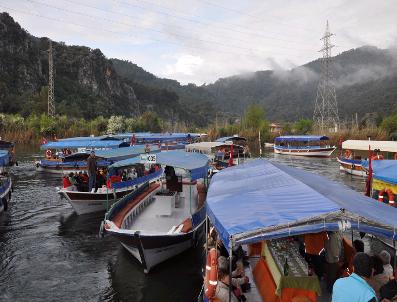 DENIZ KıZı - Dalyan Tekne Kooperatifi Sezonu Açtı
