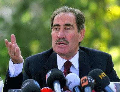 KANAL A - Ertuğrul Günay, Alasya ve Gezen'e patladı!