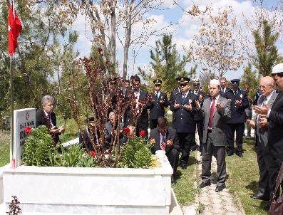 BAŞKANı KAMIL UĞURLU - Karaman‘da Şehit Polisler İçin Mevlit Okutuldu
