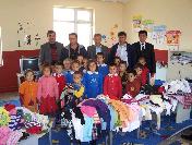 ‘Bir Öğrencide Sen Giydir” Projesi