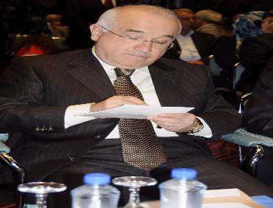 Devlet Bakanı Cemil Çiçek Antalya‘da