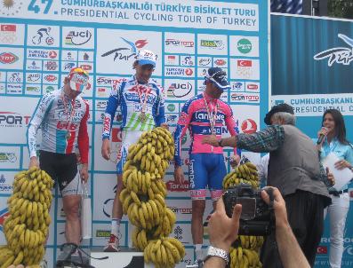 HASAN SIPAHIOĞLU - Cumhurbaşkanlığı Türkiye Bisiklet Turu’Nda Efimkin Yılın Birincisi Oldu