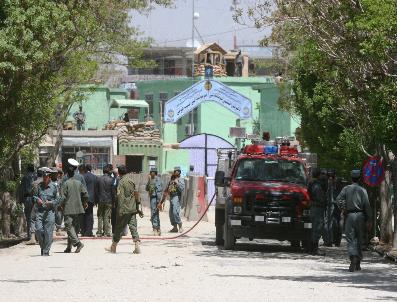 Taliban ‘Bahar Saldırılarına’ Başladı: 5 Ölü, 12 Yaralı