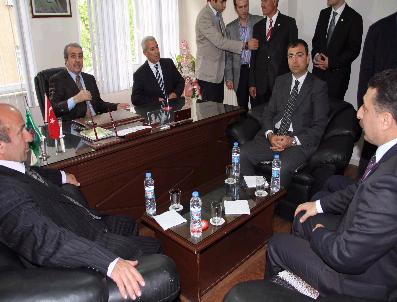 TARıM VE KÖYIŞLERI BAKANı - Tarım Ve Köyişleri Bakanı Mehdi Eker, Diyarbakır‘da İncelemelerini Sürdürüyor