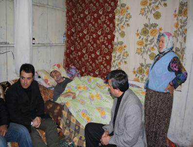 Kaymakam Köylerdeki Hastaları Evinde Ziyaret Etti