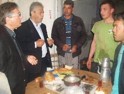 TURGAY DEVELİ - Turgay Develi Seçim Çalışmalarını Yoğunlaştırdı