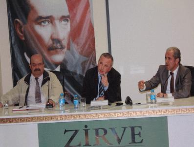 Zirve‘den Türk Siyasetinde Değişim Ve Ortadoğu‘daki Rolü Paneli