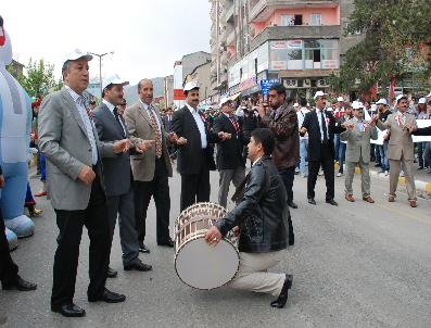 BERDAN MARDİNİ - Alparslan Üniversitesi Bahar Şenlikleri Başladı