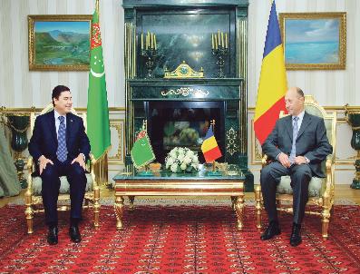 TRAIAN BASESCU - Berdimuhamedov, Romanya Yolcusu