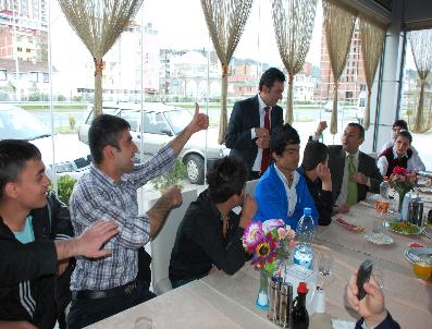 KAMERA ŞAKASI - Engelli Öğrenciler Of‘ta Ağırlandı