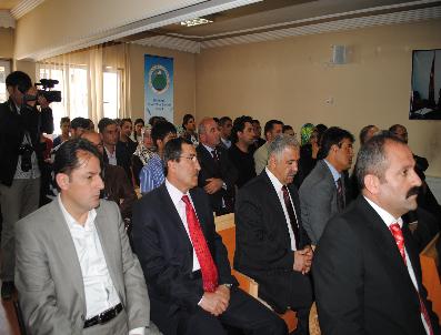 MUAMMER TÜRKER - Hakkari‘de Girişimcilik Kursunu Tamamlayanlara Sertifika Verildi